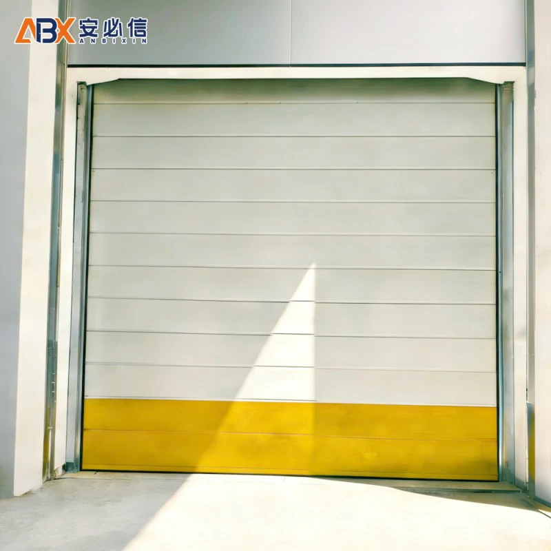 深圳保温滑升门